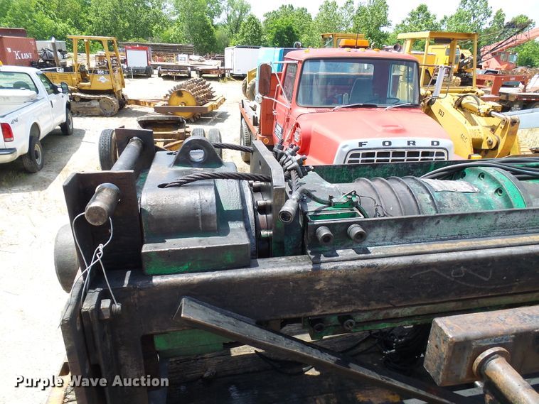 image for item DI0521 ICE 325 diesel hammer