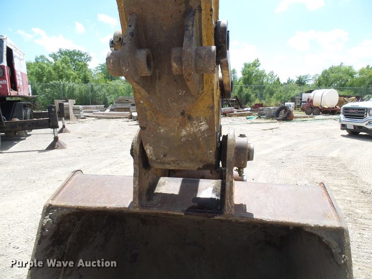 image for item DI0522 1996 Caterpillar 322B L excavator