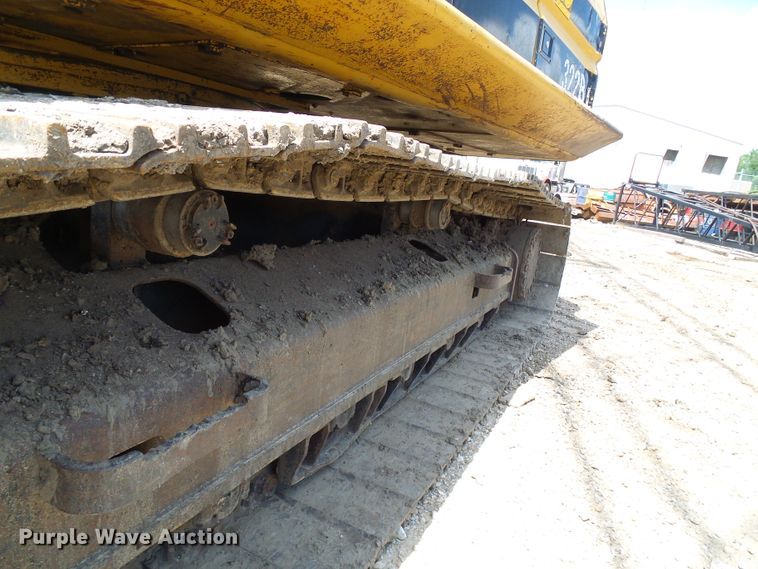 image for item DI0522 1996 Caterpillar 322B L excavator