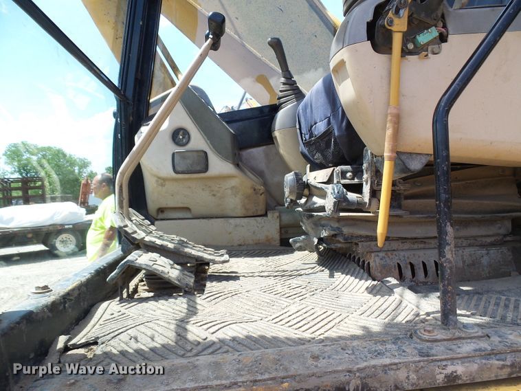 image for item DI0522 1996 Caterpillar 322B L excavator