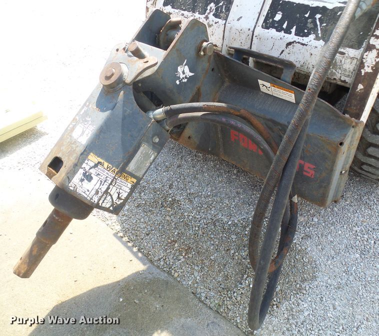 image for item DI0524 Bobcat 15C skid steer auger