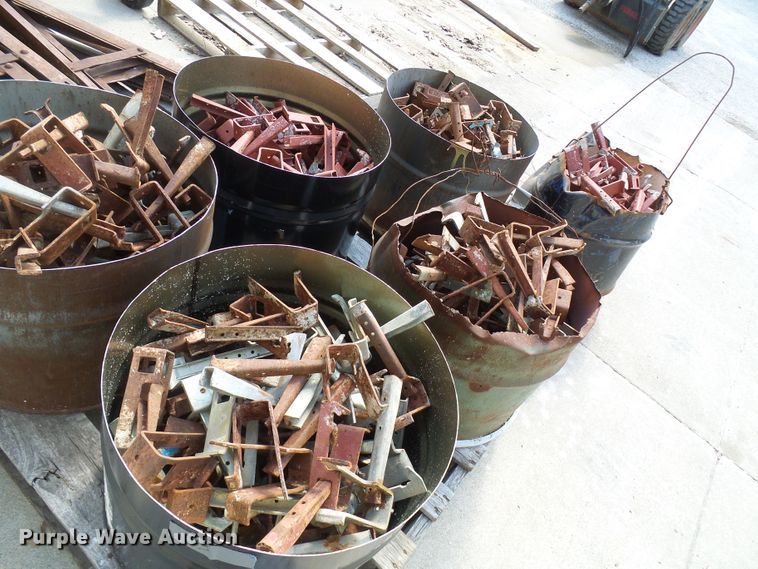 image for item DI0525 Simon concrete form accessories