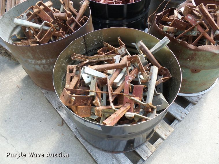 image for item DI0525 Simon concrete form accessories