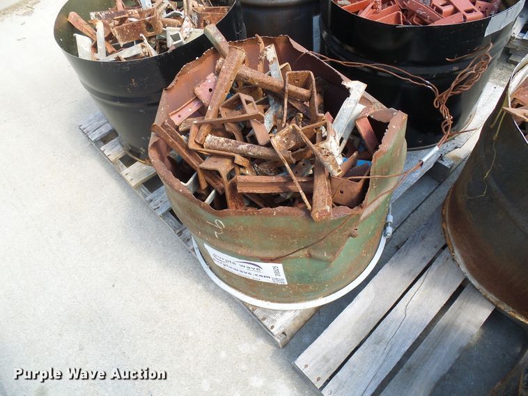 image for item DI0525 Simon concrete form accessories