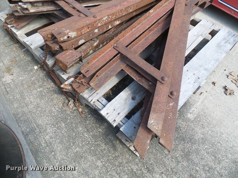 image for item DI0525 Simon concrete form accessories