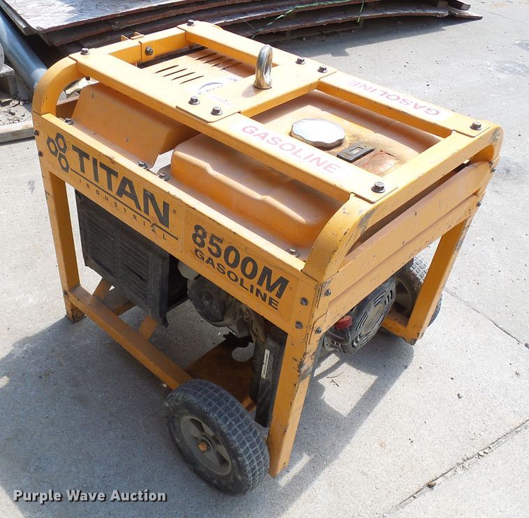 image for item DI0527 Titan 8500M generator