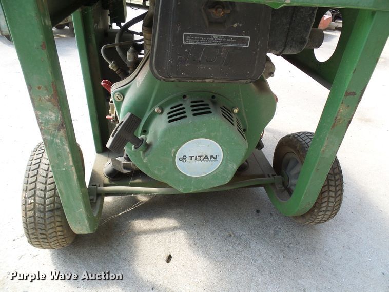 image for item DI0528 Titan 7500 generator