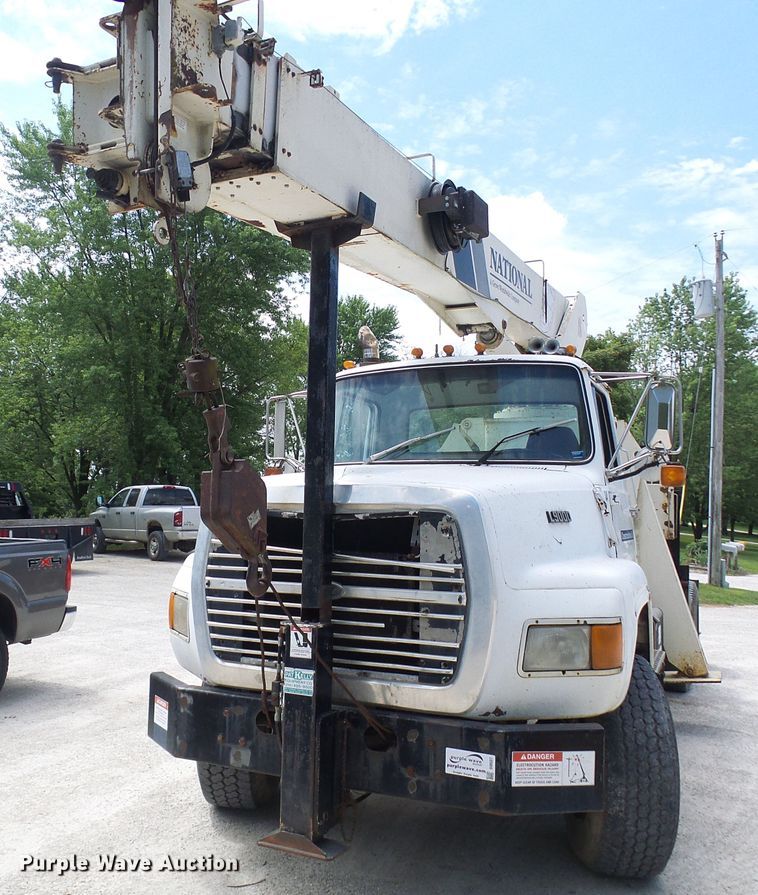 image for item DI0538 1988 Ford LTS9000 crane truck