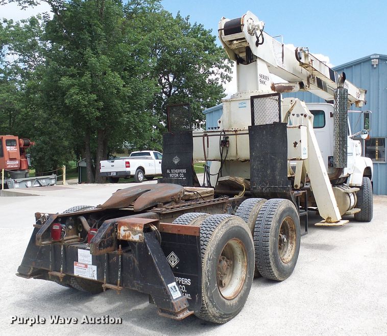 image for item DI0538 1988 Ford LTS9000 crane truck