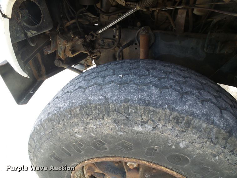 image for item DI0538 1988 Ford LTS9000 crane truck