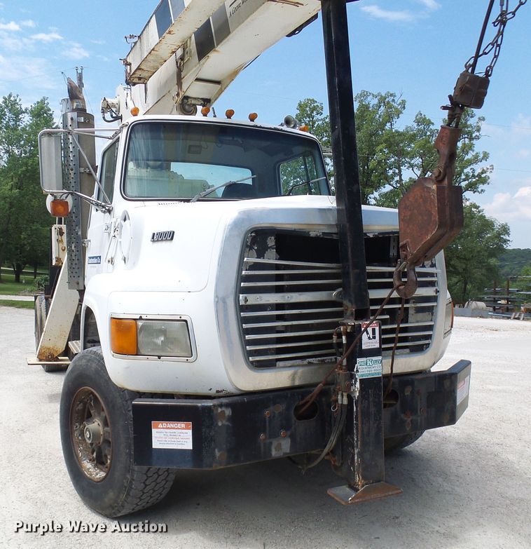 image for item DI0538 1988 Ford LTS9000 crane truck