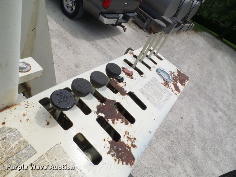 image for item DI0538 1988 Ford LTS9000 crane truck