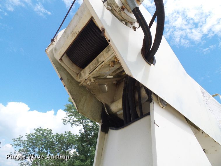 image for item DI0538 1988 Ford LTS9000 crane truck