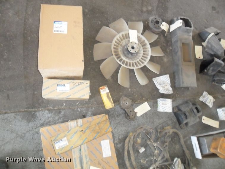 image for item DI9000 Komatsu PC120-6Z parts