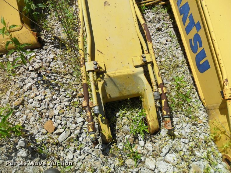 image for item DI9010 Komatsu PC120-6Z excavator stick