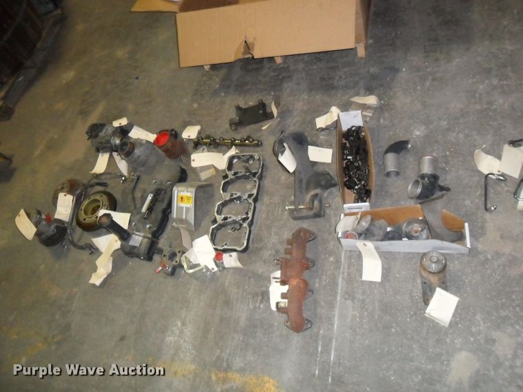 image for item DI9019 Komatsu S8A4D107E engine block and parts