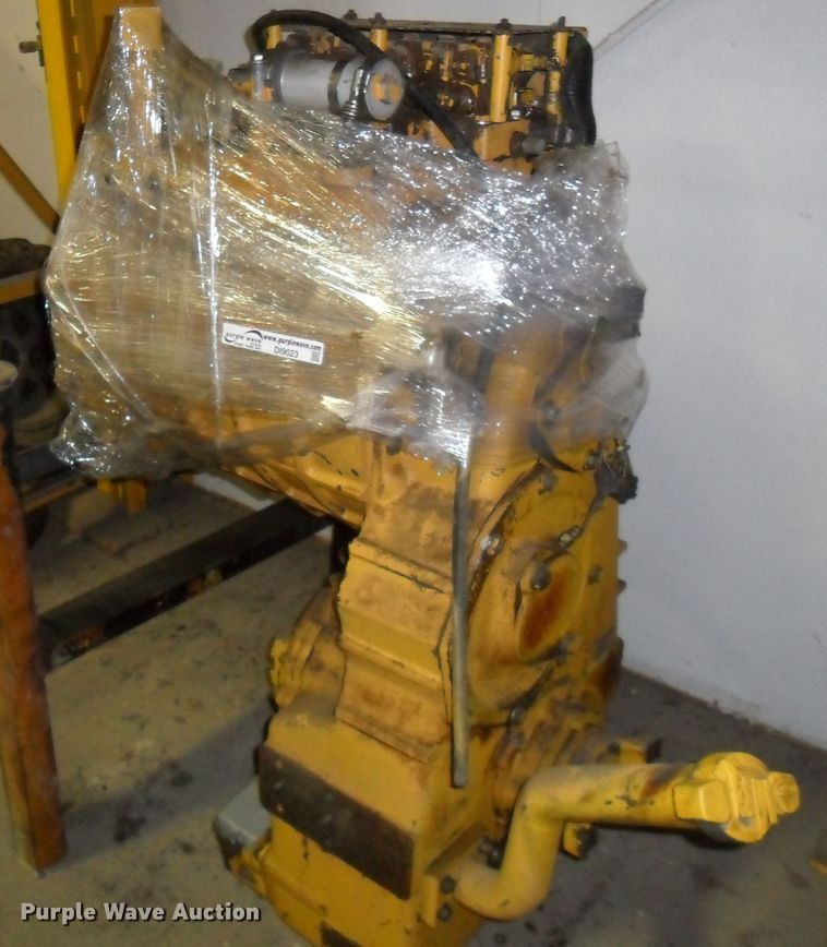 image for item DI9023 Komatsu WA500-3 wheel loader transmission and drop box