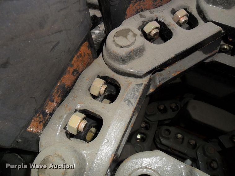 image for item DI9025 Komatsu PC138 rails, pads, and road liners