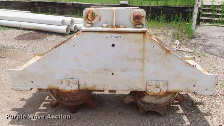 image for item DW9301 Excavator trench compactor