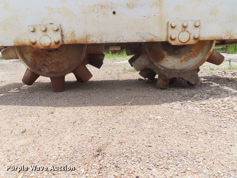 image for item DW9301 Excavator trench compactor