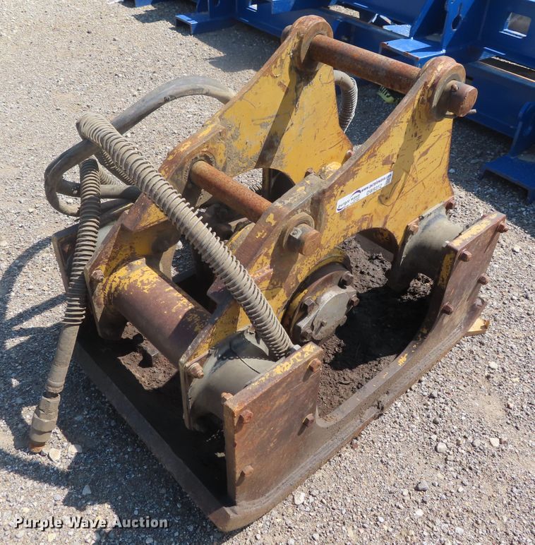 image for item DW9312 Caterpillar trench packer