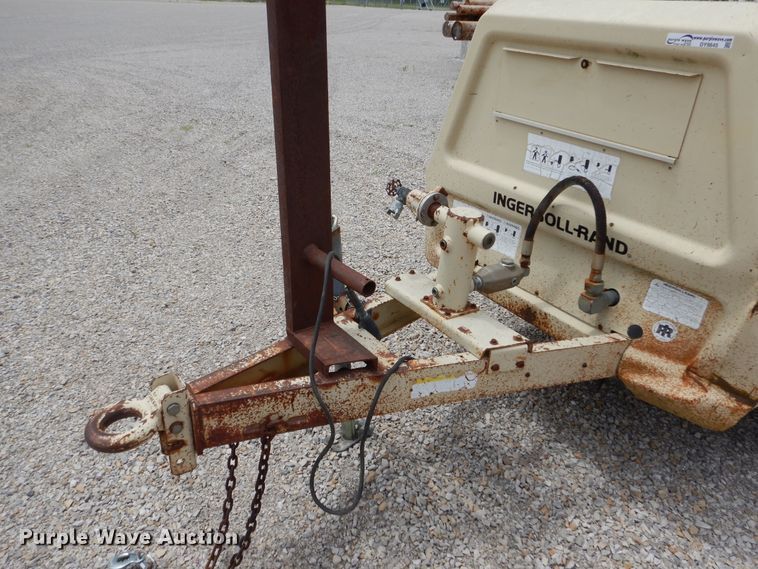 image for item DY9845 1993 Ingersoll Rand 185 air compressor