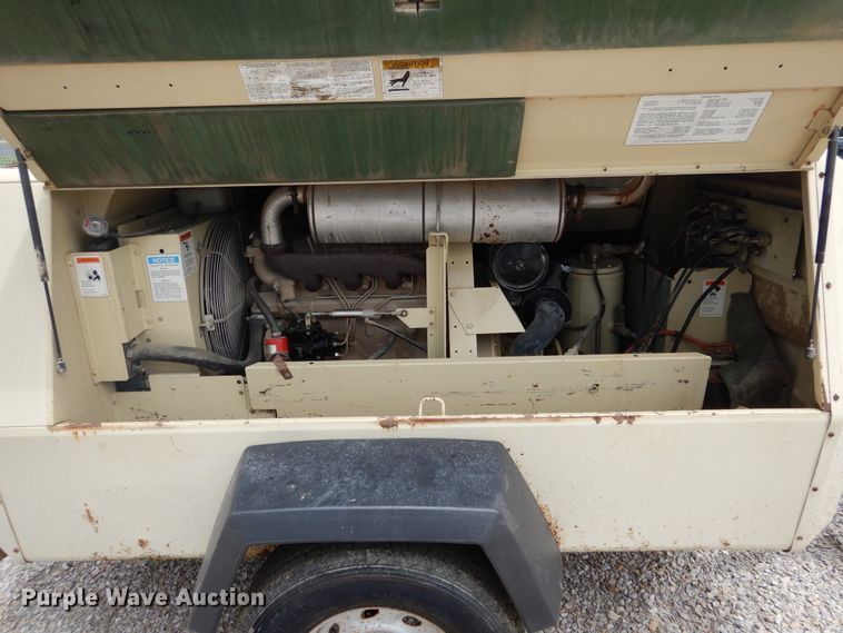image for item DY9845 1993 Ingersoll Rand 185 air compressor