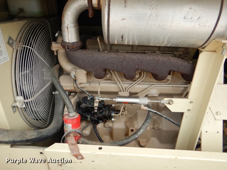 image for item DY9845 1993 Ingersoll Rand 185 air compressor