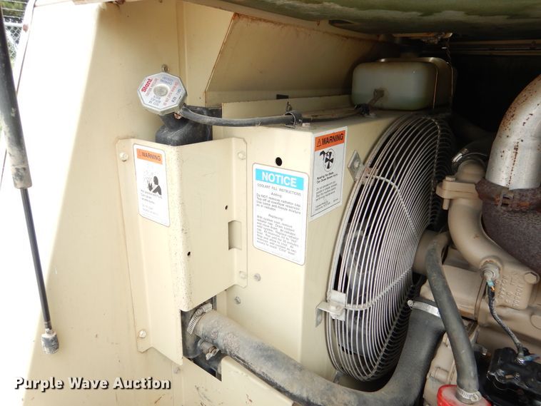 image for item DY9845 1993 Ingersoll Rand 185 air compressor