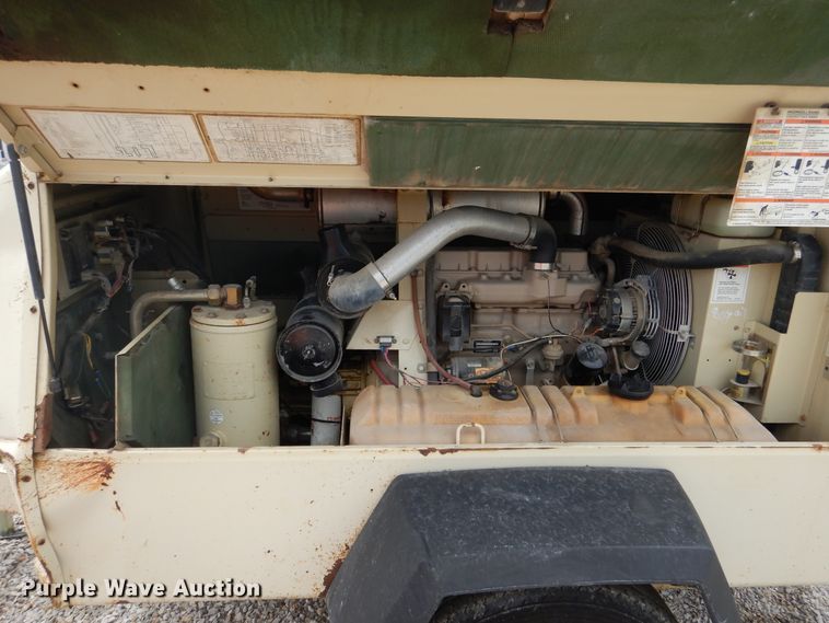 image for item DY9845 1993 Ingersoll Rand 185 air compressor