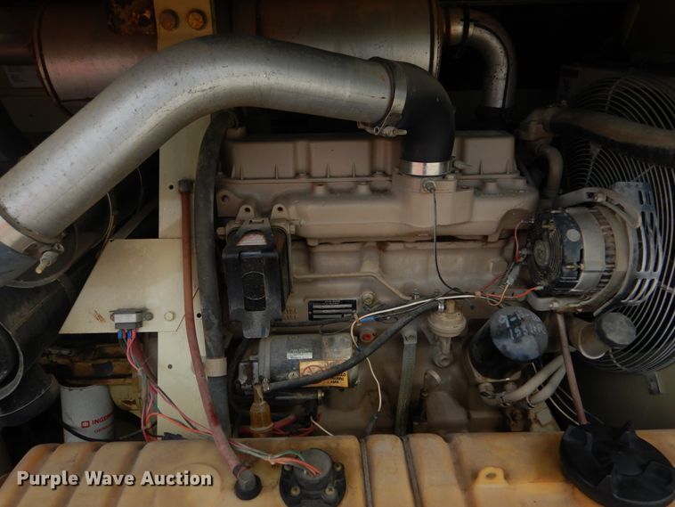 image for item DY9845 1993 Ingersoll Rand 185 air compressor