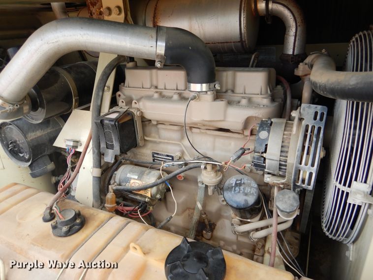 image for item DY9845 1993 Ingersoll Rand 185 air compressor