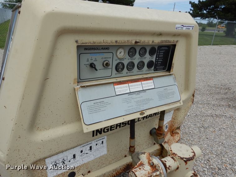 image for item DY9845 1993 Ingersoll Rand 185 air compressor