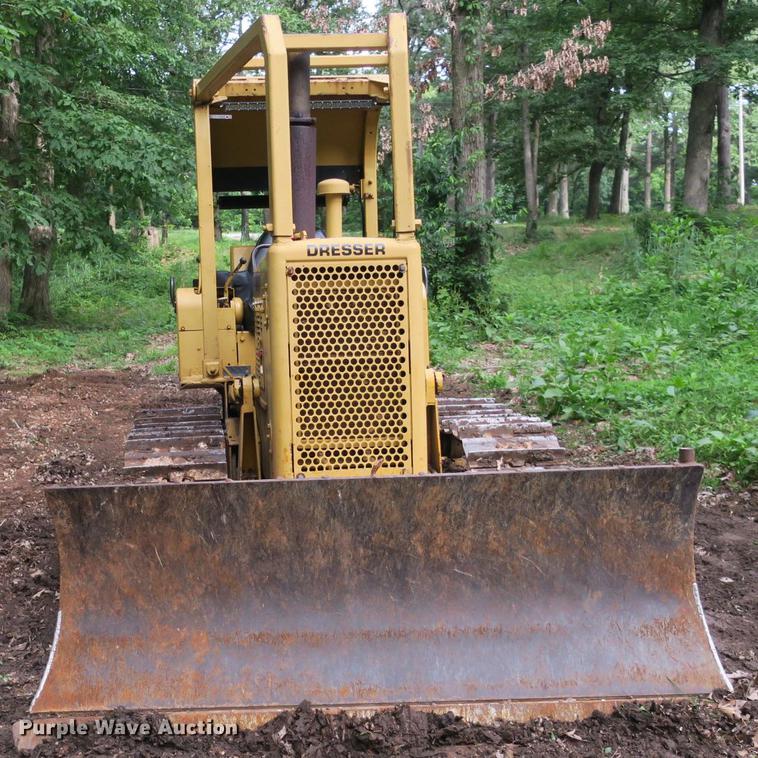 image for item EA9257 1975 Dresser TD-8E dozer