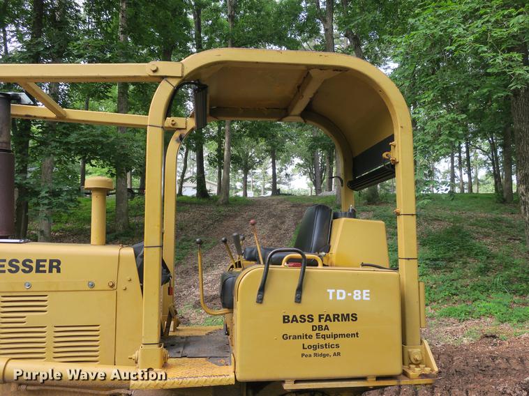 image for item EA9257 1975 Dresser TD-8E dozer