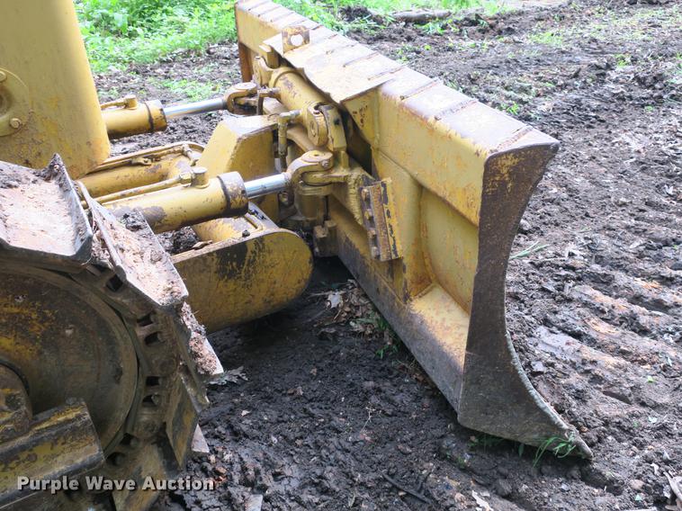 image for item EA9257 1975 Dresser TD-8E dozer