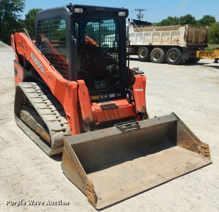 image for item ED9345 2013 Kubota SVL75 skid steer