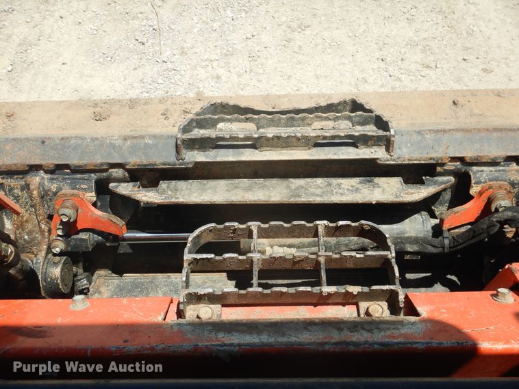 image for item ED9345 2013 Kubota SVL75 skid steer