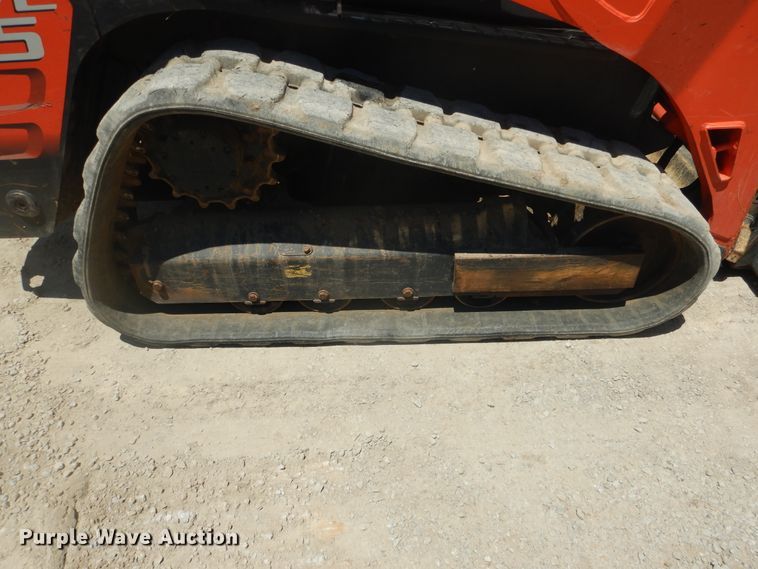 image for item ED9345 2013 Kubota SVL75 skid steer
