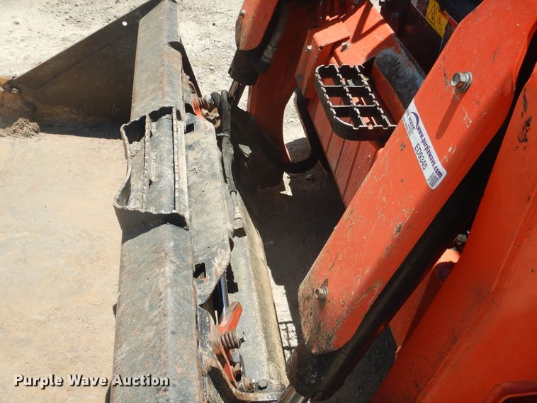 image for item ED9345 2013 Kubota SVL75 skid steer