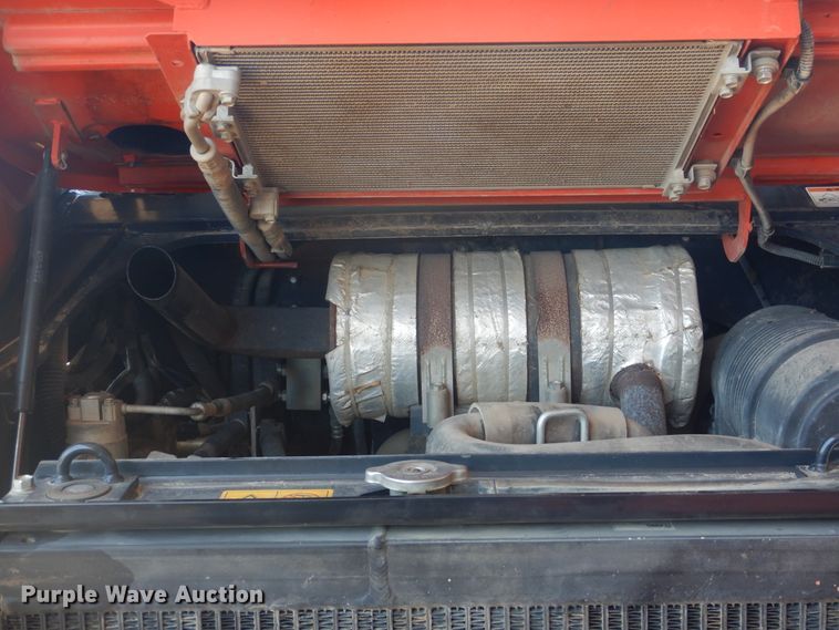 image for item ED9345 2013 Kubota SVL75 skid steer