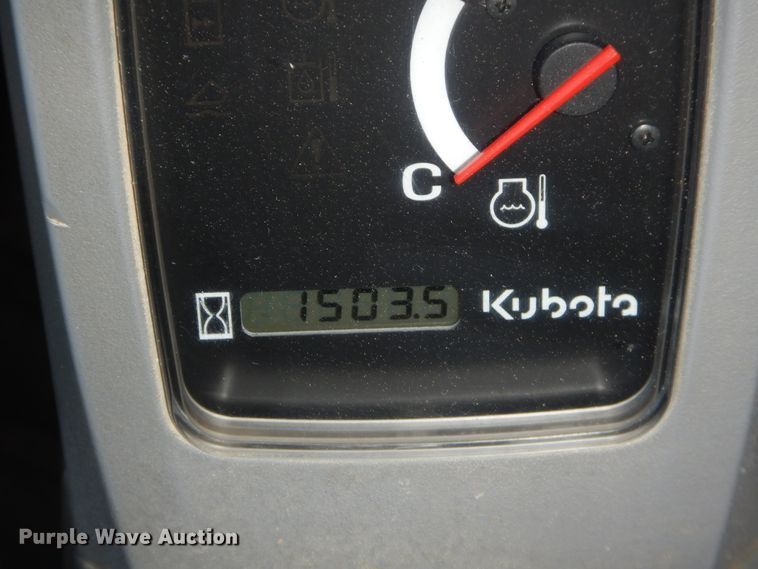 image for item ED9345 2013 Kubota SVL75 skid steer