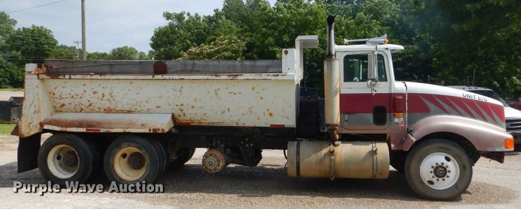 image for item ED9350 1990 International 9400 dump truck