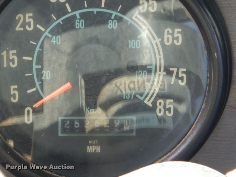 image for item ED9350 1990 International 9400 dump truck