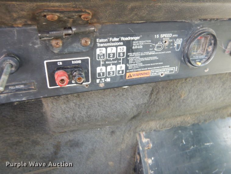 image for item ED9350 1990 International 9400 dump truck