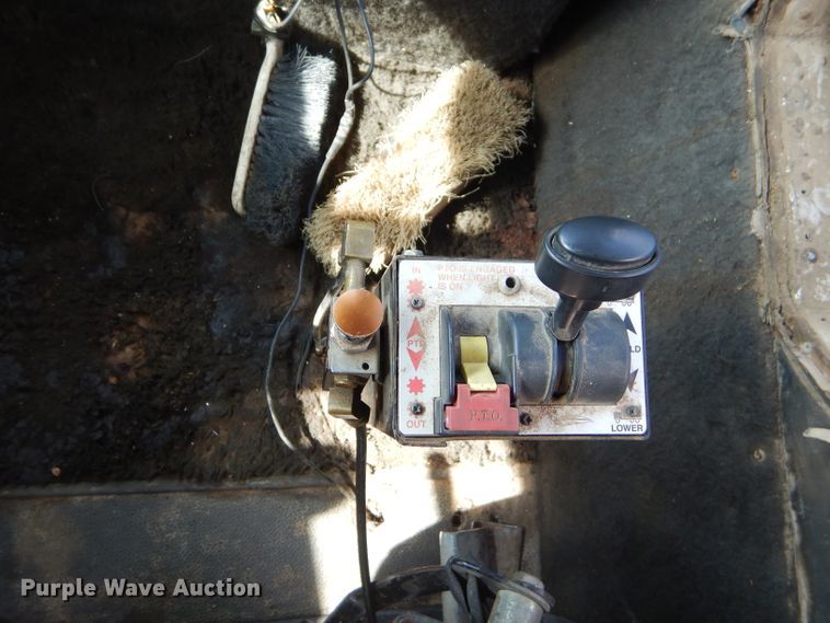 image for item ED9350 1990 International 9400 dump truck