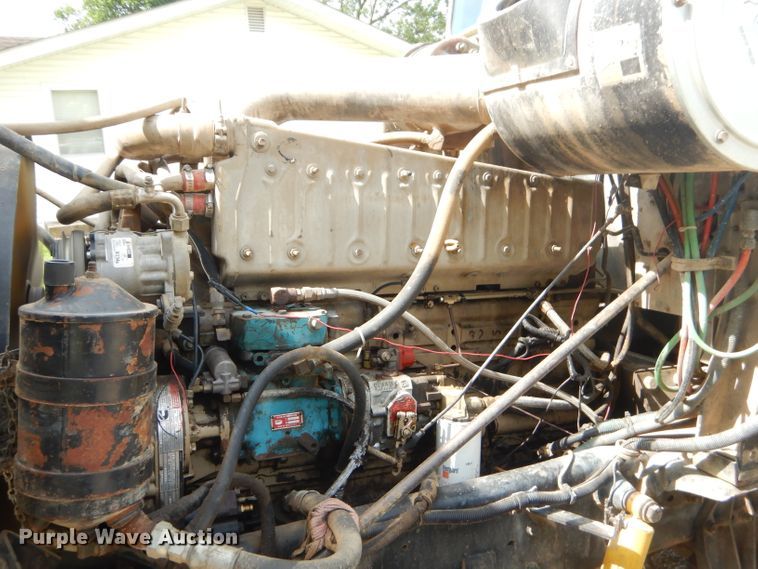 image for item ED9350 1990 International 9400 dump truck