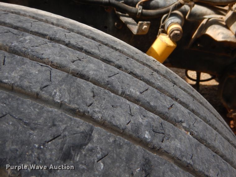 image for item ED9350 1990 International 9400 dump truck