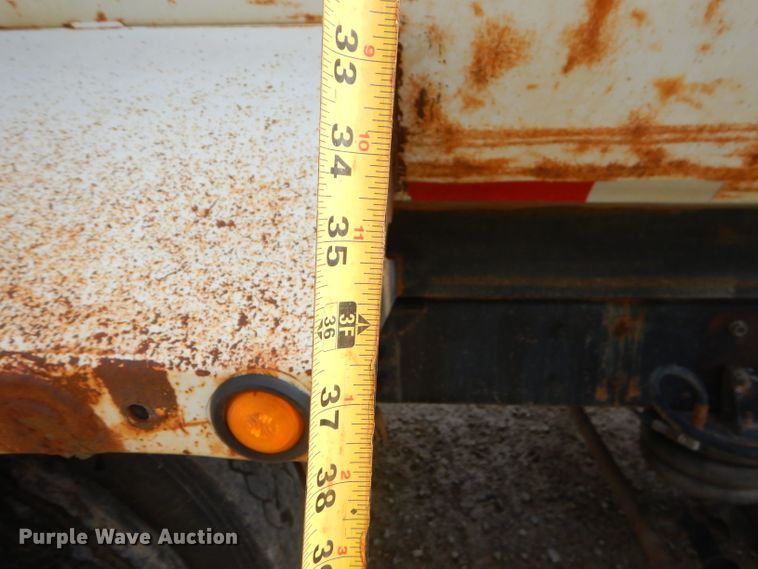 image for item ED9350 1990 International 9400 dump truck