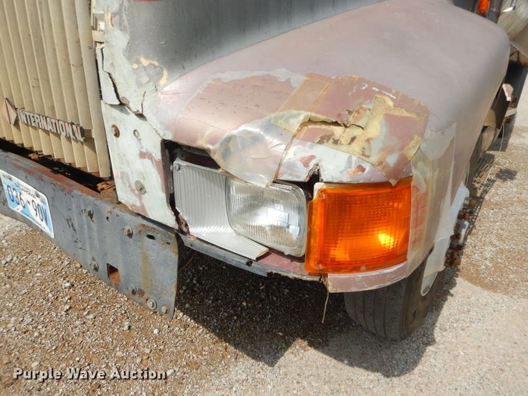 image for item ED9350 1990 International 9400 dump truck